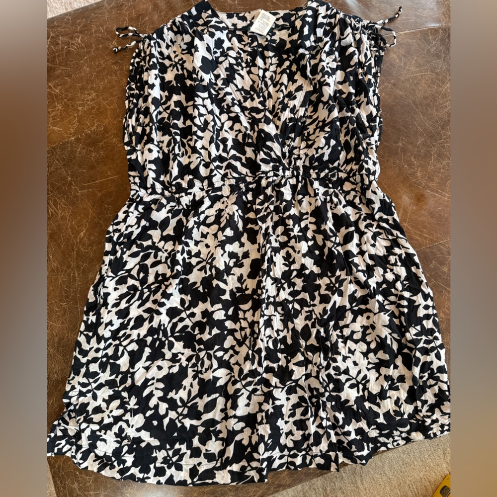 Lauren Ralph Lauren Black and White Floral Swim Coverup
